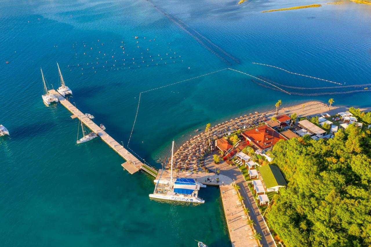 Aquata Apartments Tivat Exterior foto