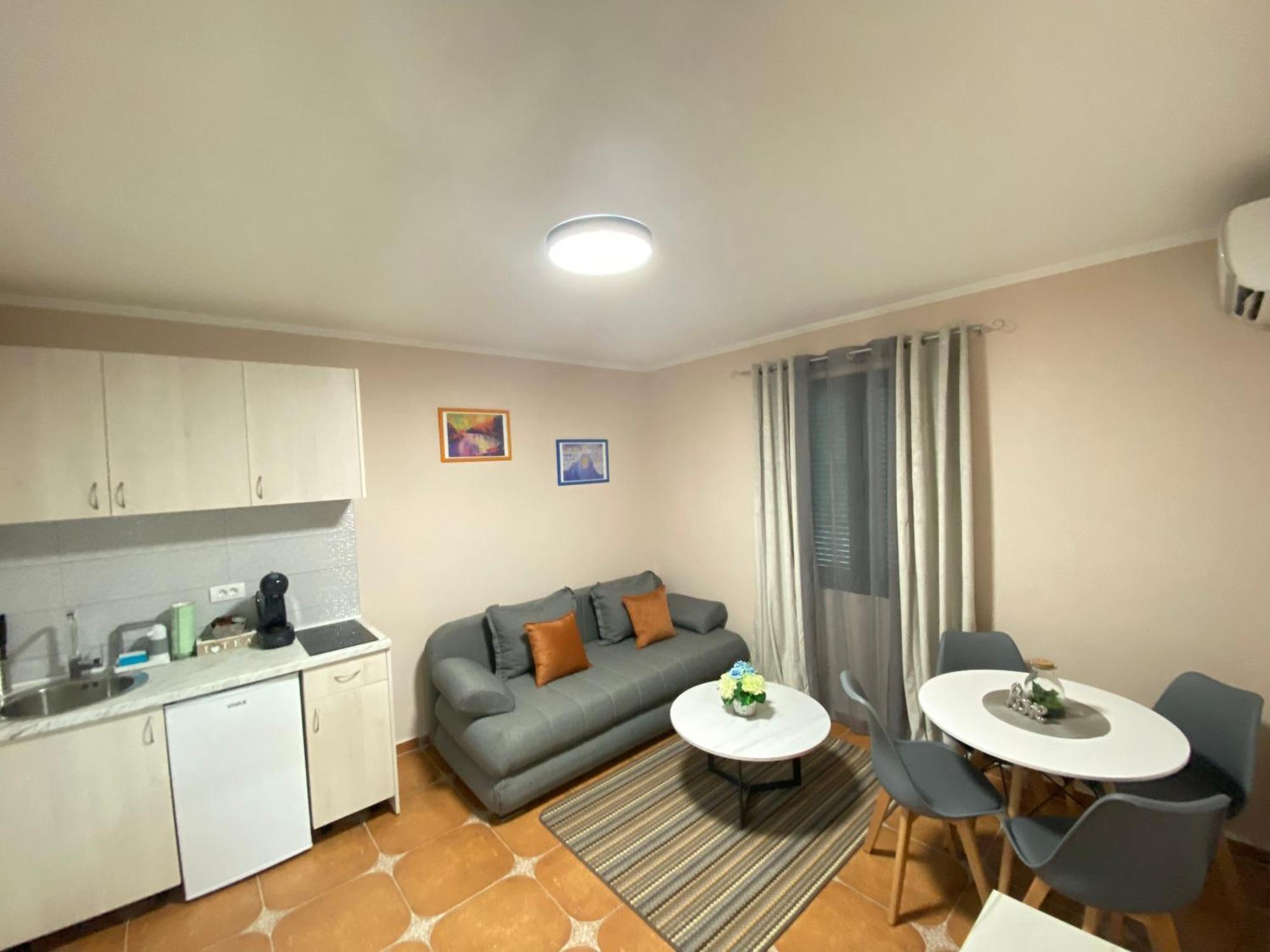 Aquata Apartments Tivat Quarto foto